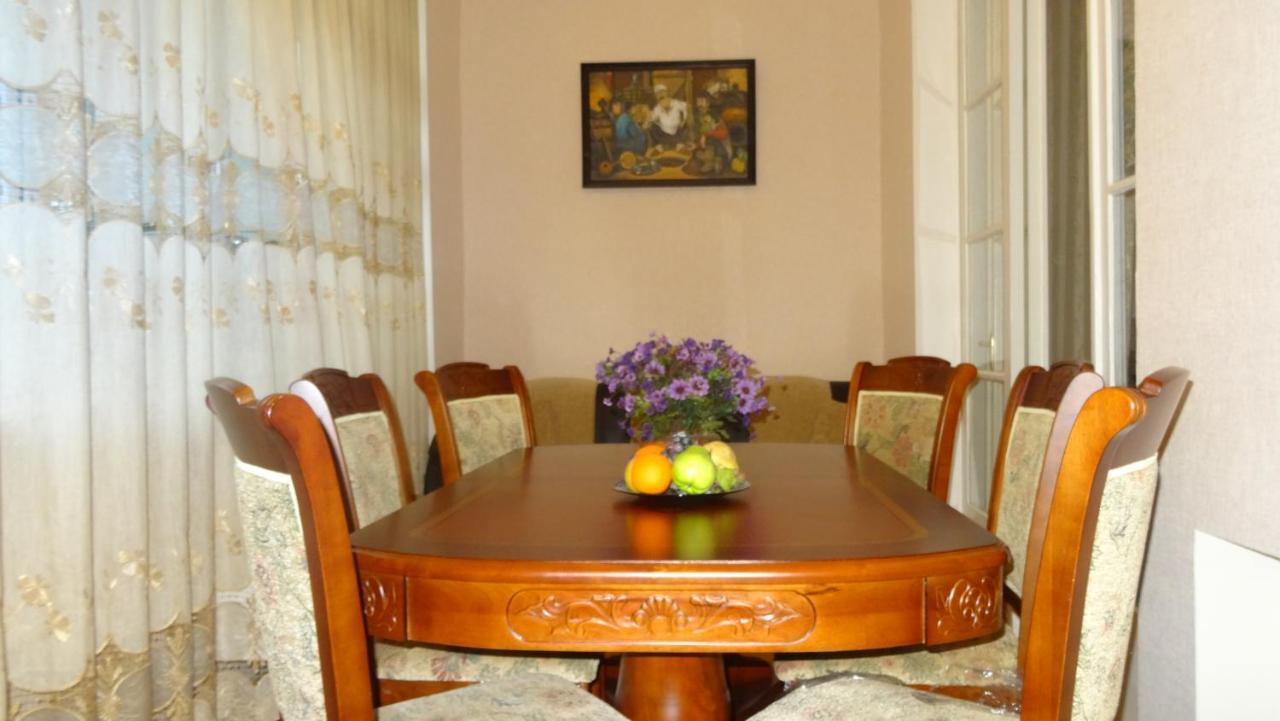 Apartment Vake-Saburtalo Tbiliszi Kültér fotó