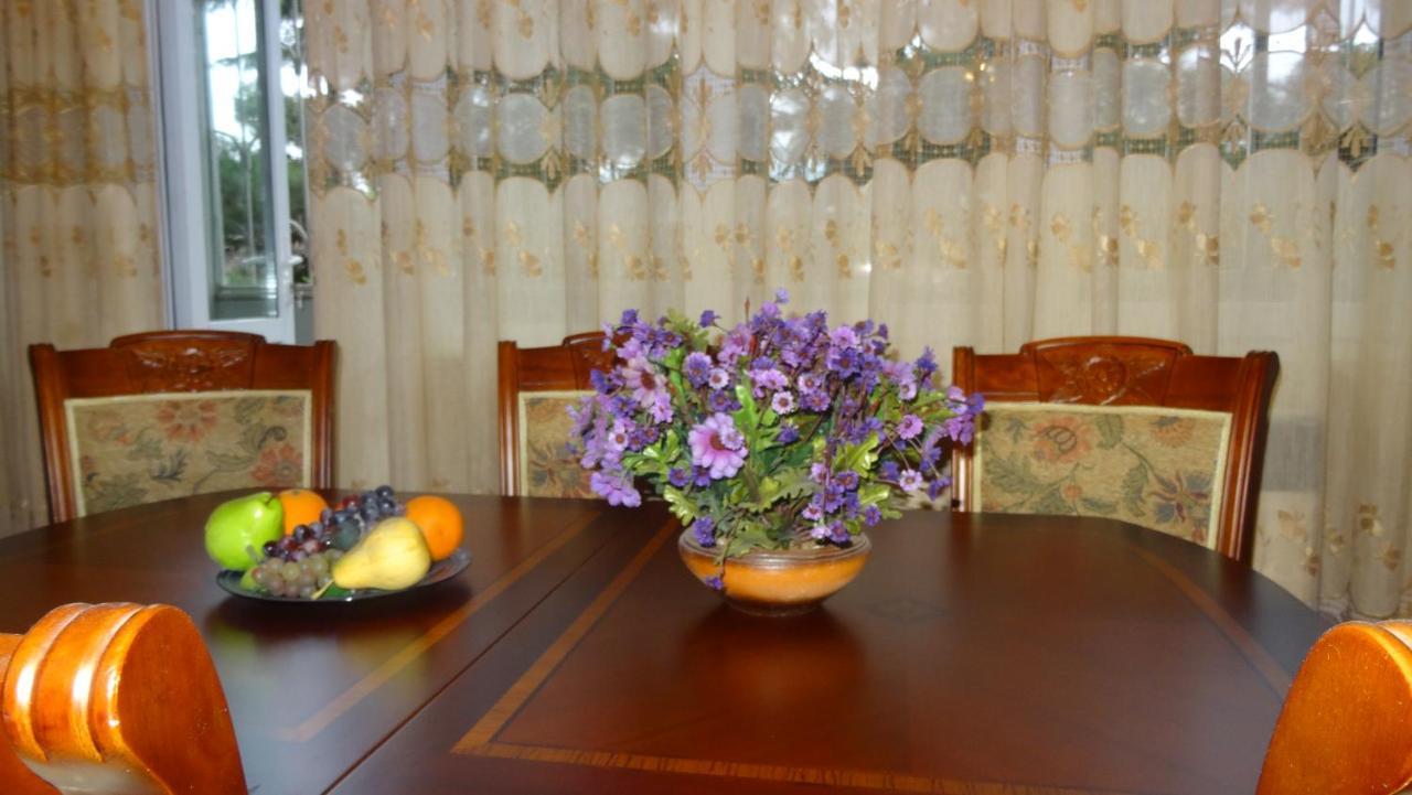 Apartment Vake-Saburtalo Tbiliszi Kültér fotó
